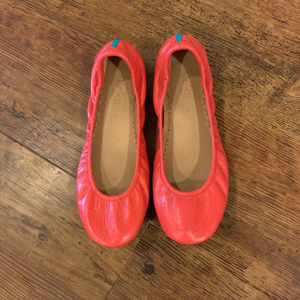 Poppy Tieks